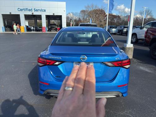 2022 Nissan Sentra SR