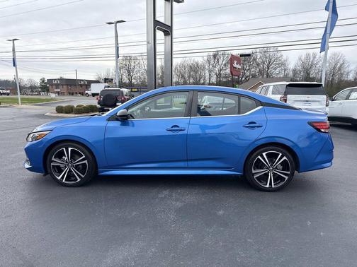 2022 Nissan Sentra SR