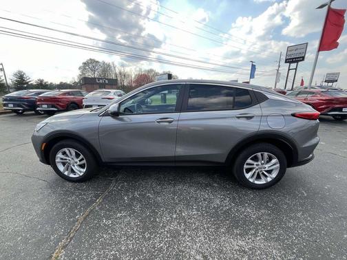 Moonstone Gray Metallic 2026 Buick Envista Preferred FWD