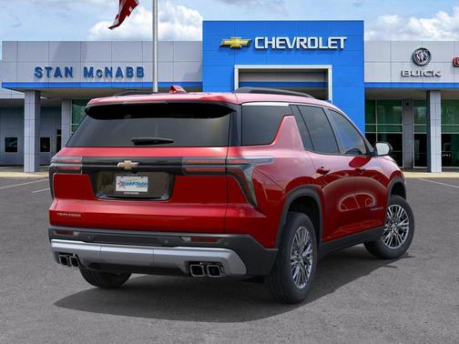 Radiant Red Tintcoat 2026 Chevrolet Traverse LT