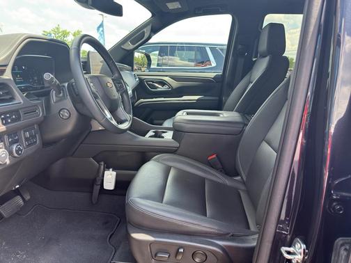 Dark Ash Metallic 2023 Chevrolet Tahoe LT