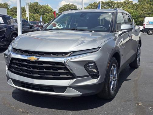 Sterling Gray Metallic 2023 Chevrolet Blazer 3LT