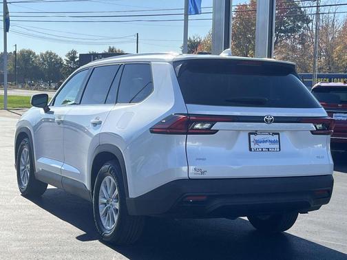 2025 Toyota Grand Highlander XLE