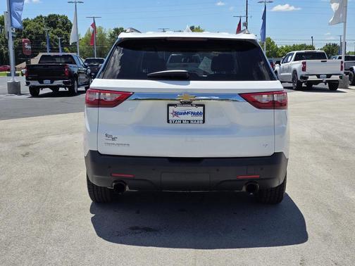 Summit White 2020 Chevrolet Traverse LT Leather