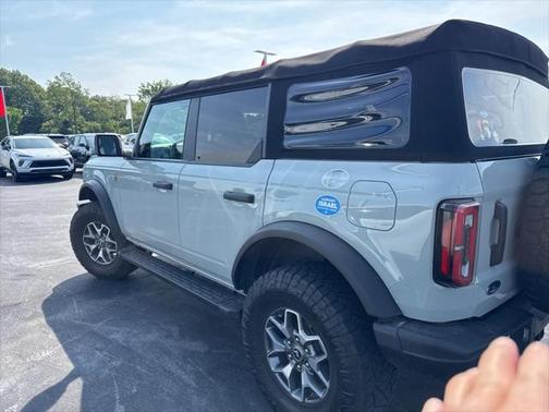 2022 Ford Bronco Badlands