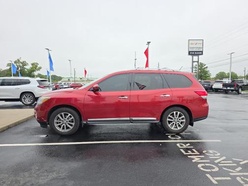 2016 Nissan Pathfinder SL