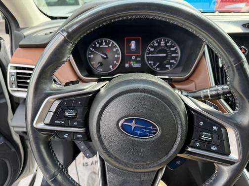 Crystal White Pearl 2021 Subaru Outback Touring XT