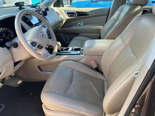 2015 Nissan Pathfinder SL