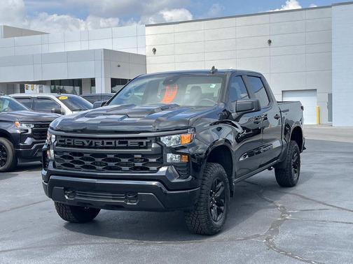 2025 Chevrolet Silverado 1500 Custom Trail Boss