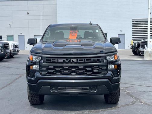 2025 Chevrolet Silverado 1500 Custom Trail Boss