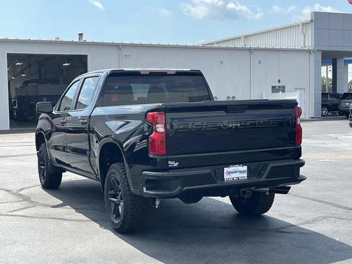 2025 Chevrolet Silverado 1500 Custom Trail Boss