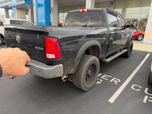 2018 RAM 3500 Tradesman Crew Cab 4x4 6'4' Box