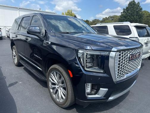 Midnight Blue Metallic 2022 GMC Yukon Denali
