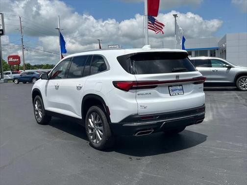 2025 Buick Enclave Preferred FWD