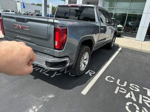 2020 GMC Sierra 1500 SLT