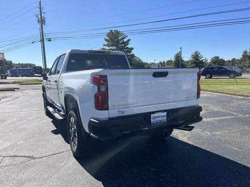 2026 Chevrolet Silverado 2500 Custom