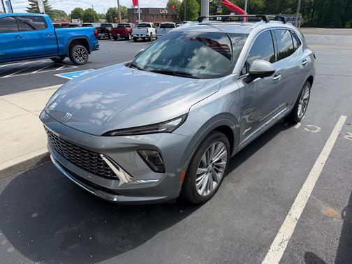 Moonstone Gray Metallic 2024 Buick Envision Avenir AWD