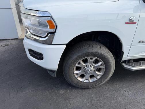 2024 RAM 2500 Laramie Crew Cab 4x4 6'4' Box