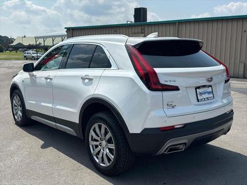 2022 Cadillac XT4 Premium Luxury
