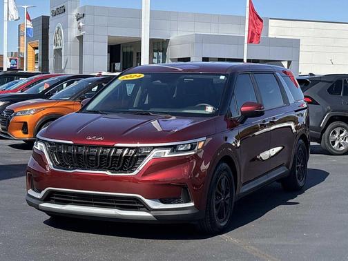 2024 Kia Carnival LX