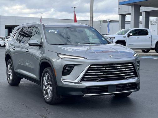 2025 Buick Enclave Preferred FWD