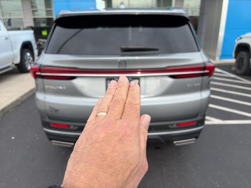 2025 Buick Enclave Preferred FWD