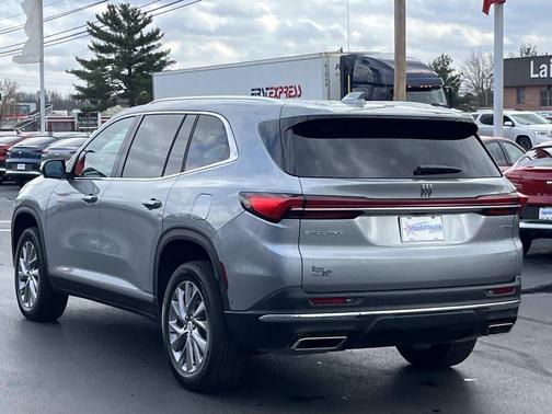 2025 Buick Enclave Preferred FWD