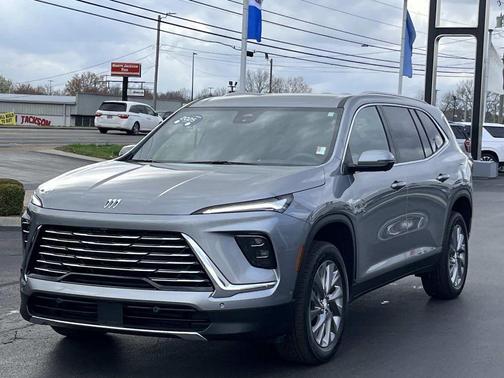 2025 Buick Enclave Preferred FWD