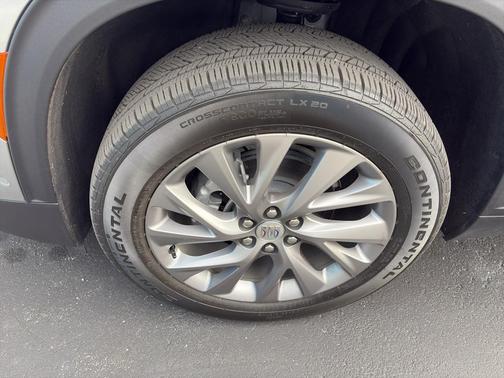 2025 Buick Enclave Preferred FWD