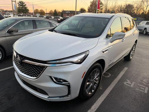2023 Buick Enclave Avenir FWD