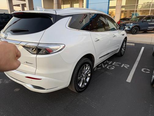 2023 Buick Enclave Avenir FWD