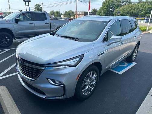 2022 Buick Enclave FWD Essence