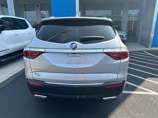 2022 Buick Enclave FWD Essence