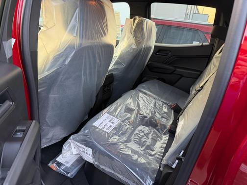 Radiant Red Tintcoat 2026 Chevrolet Colorado Trail Boss