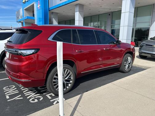 2025 Buick Enclave Avenir FWD