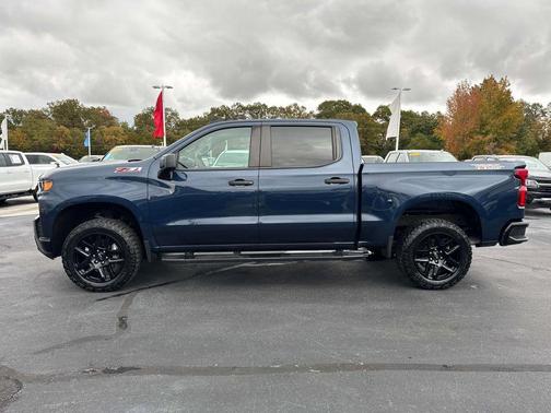 2022 Chevrolet Silverado 1500 Custom Trail Boss