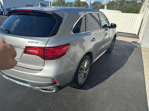 2017 Acura MDX 3.5L w/Technology Package