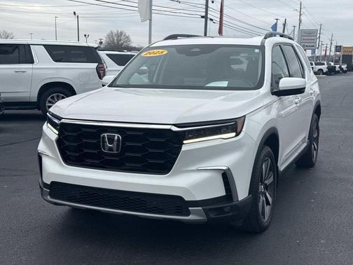 2025 Honda Pilot Touring 8-Passenger