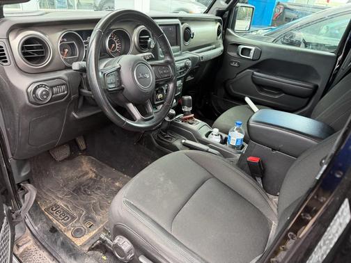 2021 Jeep Gladiator Willys 4x4