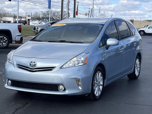 2012 Toyota Prius v Five