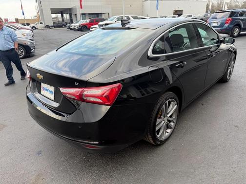 2023 Chevrolet Malibu FWD 2LT
