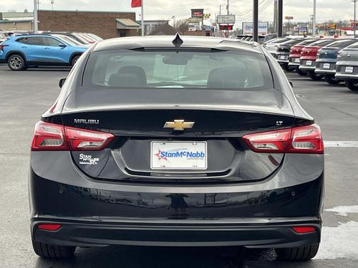 2023 Chevrolet Malibu FWD 2LT
