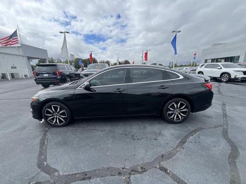 2022 Chevrolet Malibu FWD RS