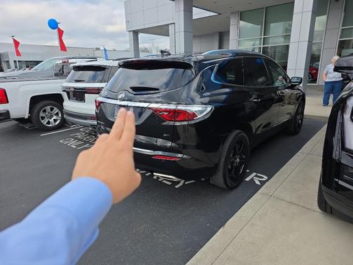 2024 Buick Enclave Essence FWD