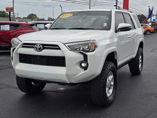 Ice Cap 2023 Toyota 4Runner SR5 Premium