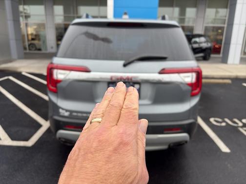 2021 GMC Acadia FWD SLE