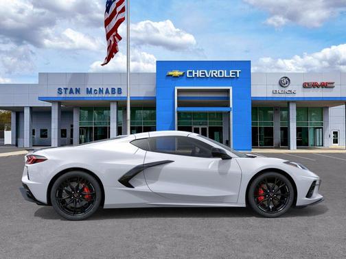 Arctic White 2026 Chevrolet Corvette Stingray w/1LT