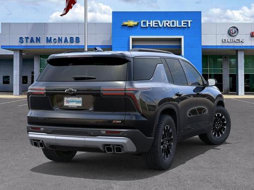 Mosaic Black Metallic 2026 Chevrolet Traverse AWD Z71