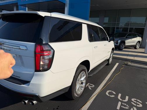 2021 Chevrolet Suburban Premier