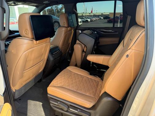 2021 Cadillac Escalade ESV Sport